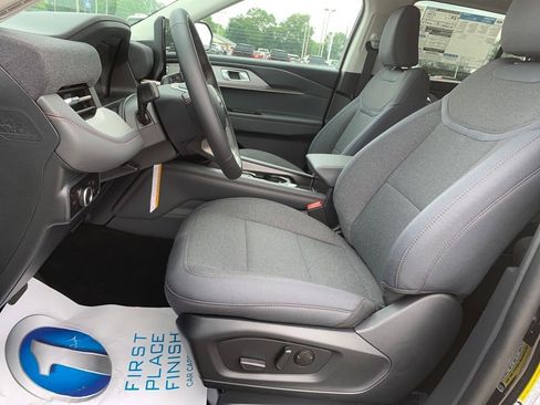 New 2025 Ford Explorer Active image 13