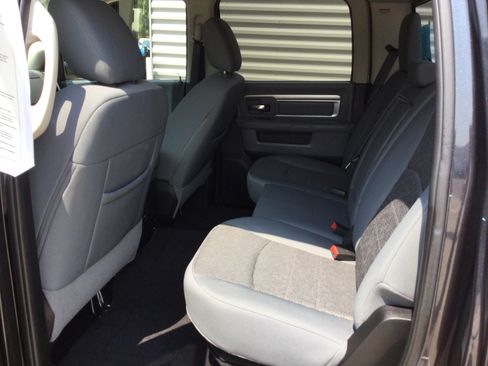 Used 2015 RAM 1500 Big Horn AWD/4WD image 10