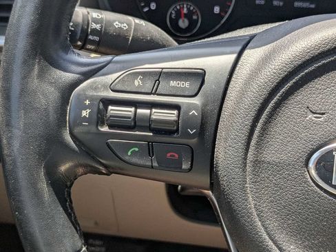 Used 2017 Kia Sorento FWD w/ LX Convenience Package image 27