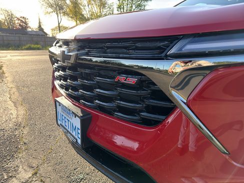 New 2026 Chevrolet Trax RS FWD image 5