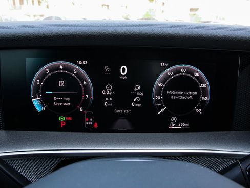 New 2026 Volkswagen Tiguan S FWD image 17