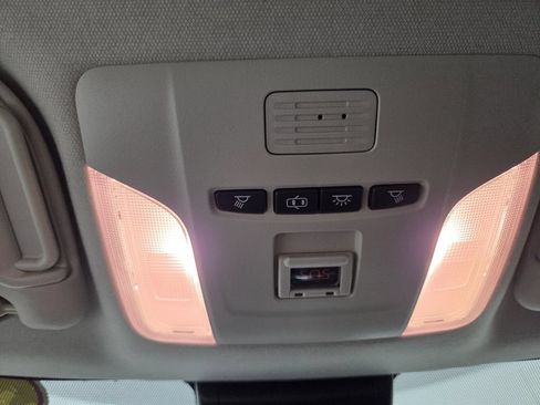 Used 2020 Toyota Corolla LE FWD image 14