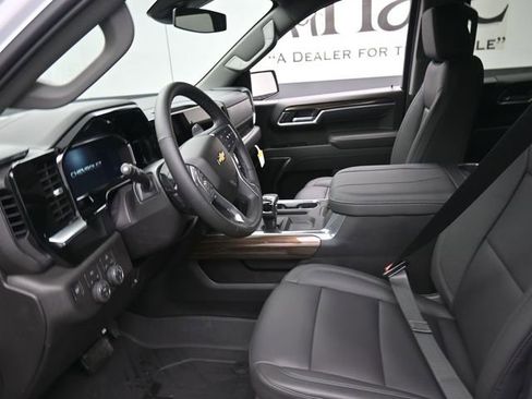 New 2026 Chevrolet Silverado 1500 LT w/ All Star Edition Plus image 8