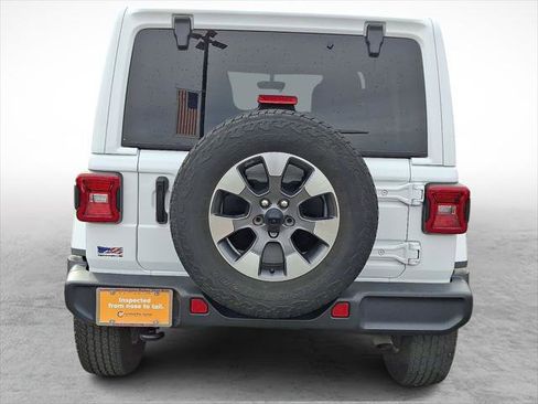 Certified 2022 Jeep Wrangler Unlimited Sahara w/ LED Lighting Group image 4