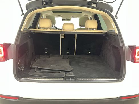 Used 2020 Mercedes-Benz GLC 300 GLC 300 image 24