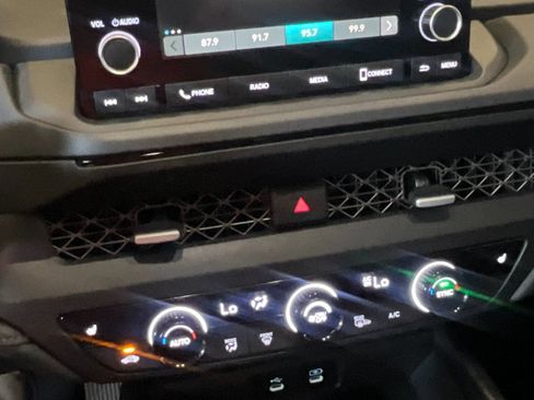 Used 2023 Honda Accord EX image 21