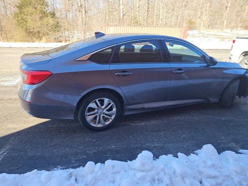 Used 2018 Honda Accord LX image 10