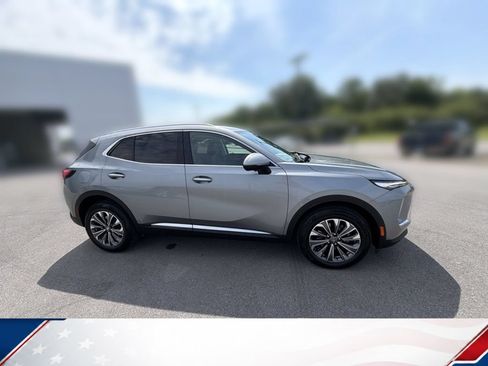 Used 2024 Buick Envision Preferred AWD/4WD image 3