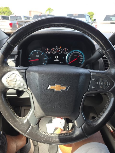Used 2019 Chevrolet Suburban Premier RWD image 27
