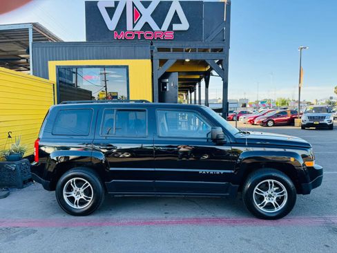 Used 2014 Jeep Patriot Sport FWD image 4