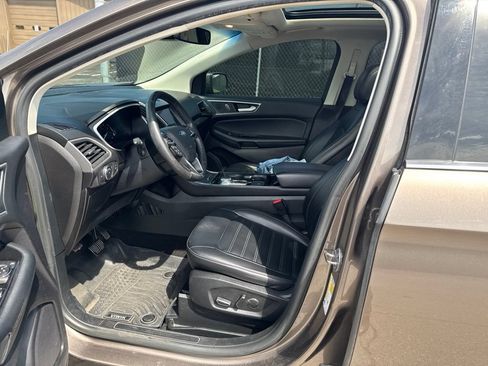 Used 2019 Ford Edge SEL w/ Equipment Group 201A FWD image 8