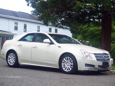 Used 2011 Cadillac CTS Luxury AWD/4WD image 6
