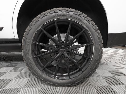 Used 2026 GMC Yukon Denali Ultimate image 36