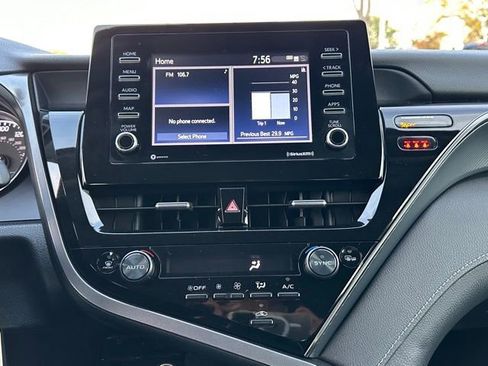 Used 2023 Toyota Camry SE image 34