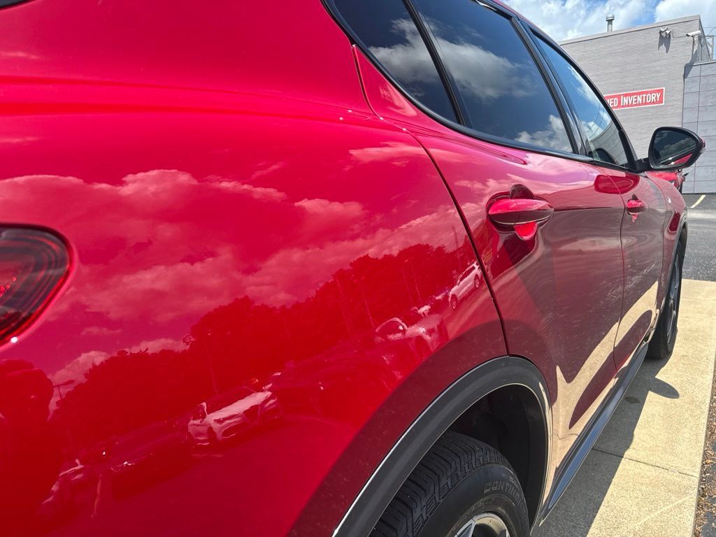 Used 2023 Alfa Romeo Stelvio Ti AWD/4WD image 6