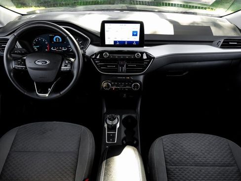 Used 2022 Ford Escape SE w/ Convenience Package image 5