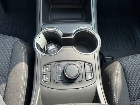 Used 2023 GMC Terrain SLE w/ Driver Convenience Package AWD/4WD image 33
