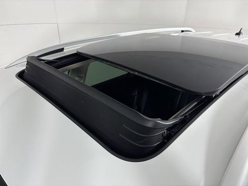 Used 2019 Volkswagen Atlas SEL R-Line image 21