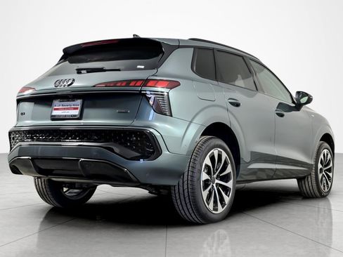 New 2026 Audi Q3 quattro 2.0T AWD/4WD image 6