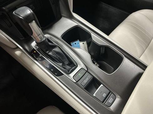 Used 2021 Honda Accord EX-L image 24