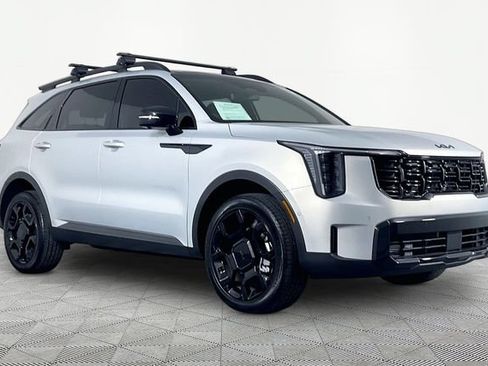 Certified 2026 Kia Sorento SX Prestige AWD/4WD image 3