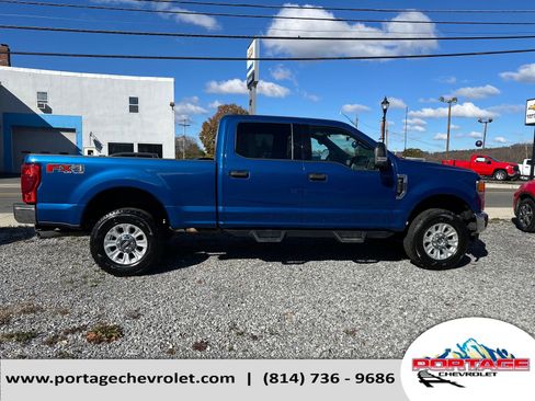 Used 2022 Ford F250 XLT w/ FX4 Off-Road Package image 7
