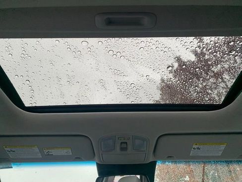 Certified 2022 Hyundai Kona SEL w/ Convenience Package image 12