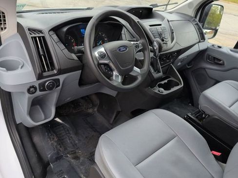Used 2019 Ford Transit 150 130 Low Roof image 4