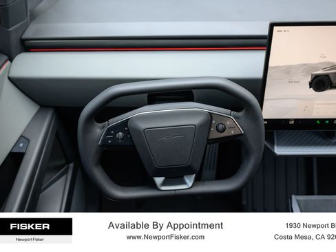 Used 2024 Tesla Cybertruck AWD Crew Cab image 24