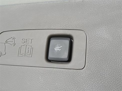 Certified 2023 Lincoln Corsair Reserve w/ Equipment Group 201A image 8