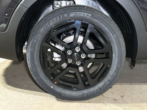 New 2025 Kia Telluride SX X-Line image 9