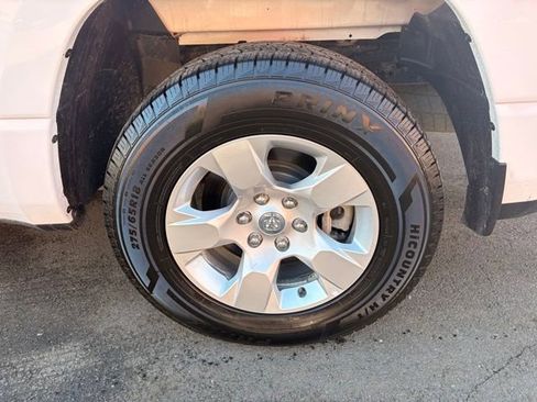 Used 2023 RAM 1500 Lone Star AWD/4WD image 10