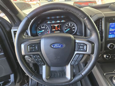 Used 2020 Ford Expedition XLT w/ Black Accent Package image 14