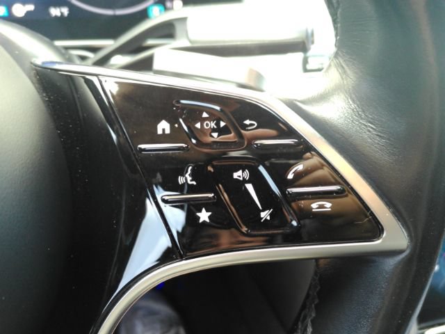 Used 2022 Mercedes-Benz S 500 4MATIC w/ AMG Line Package image 45