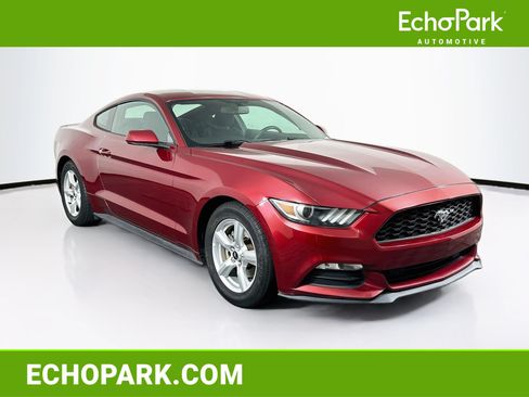 Used 2015 Ford Mustang Coupe RWD image 1