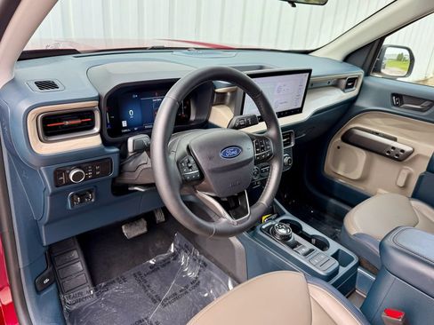 Used 2025 Ford Maverick Lariat w/ 4K Tow Package AWD/4WD image 10