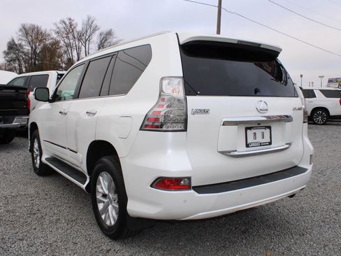 Used 2019 Lexus GX 460 Premium w/ Premium Package image 15