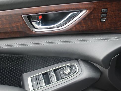 Used 2023 Subaru Ascent Touring image 17