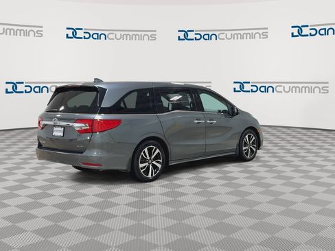 Used 2018 Honda Odyssey Elite image 8