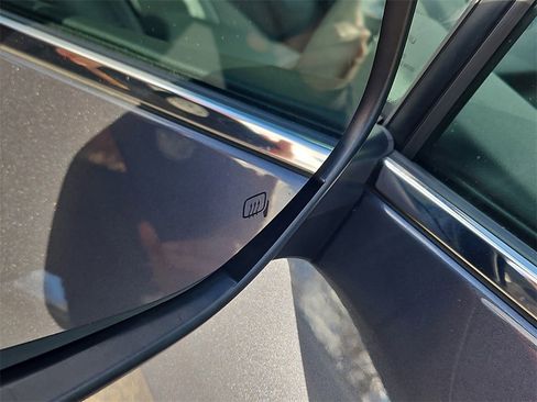 Used 2023 Subaru Outback Limited image 27