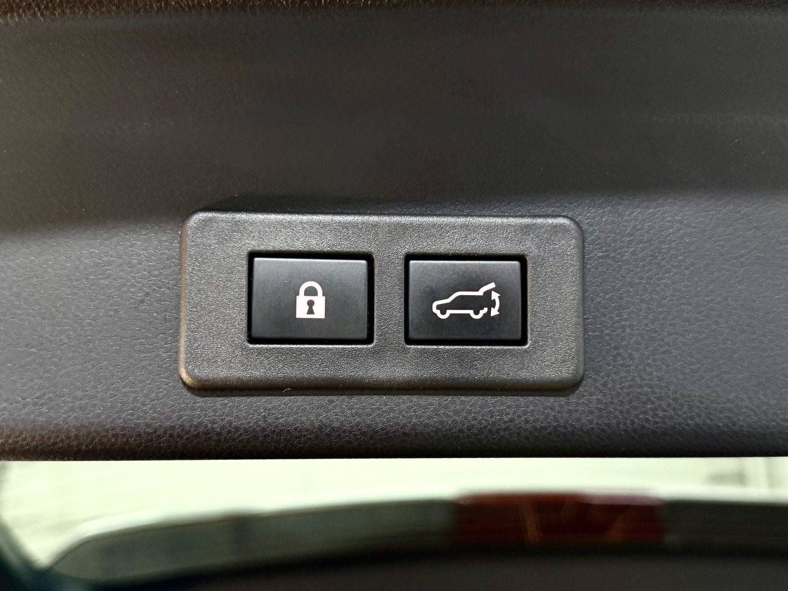 Used 2025 Subaru Ascent Premium AWD/4WD image 37