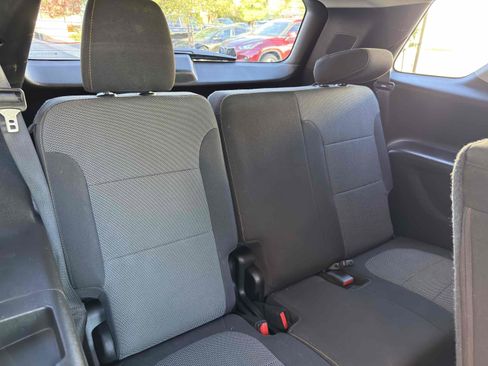 Used 2018 Chevrolet Traverse LS image 53