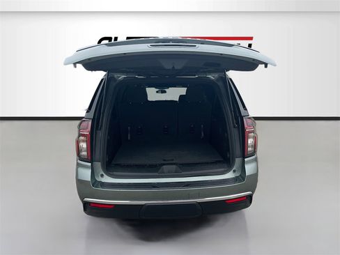 Used 2024 Chevrolet Suburban LS image 24
