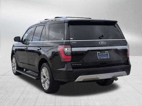 Used 2019 Ford Expedition Platinum image 3