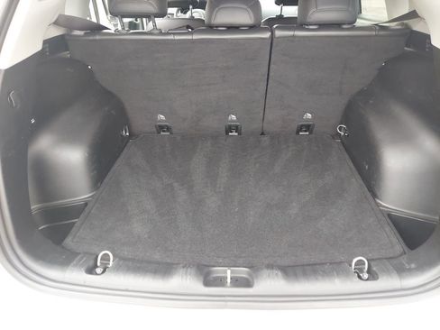 Used 2019 Jeep Compass Latitude w/ Popular Equipment Group image 25