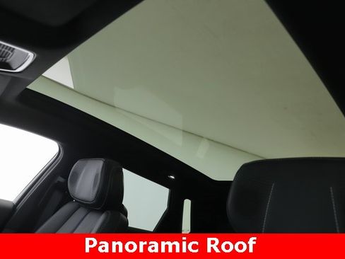 Used 2025 Cadillac Lyriq Luxury image 18