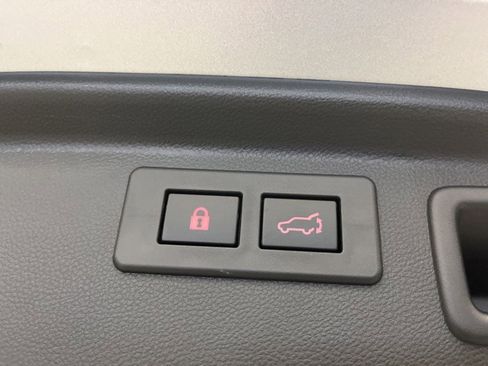 Certified 2024 Subaru Forester Limited image 34