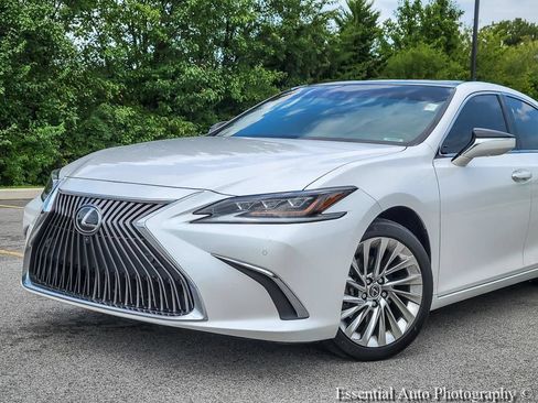 Used 2021 Lexus ES 350 w/ Accessory Package 2 FWD image 2