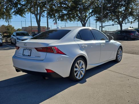 Used 2015 Lexus IS 250 image 8