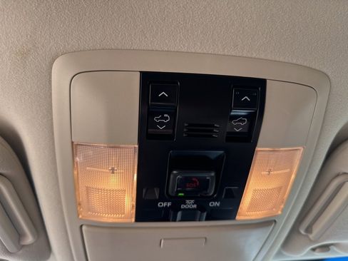 Used 2022 Lexus GX 460 Premium image 23